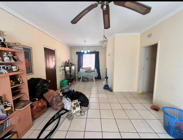 3 BEDROOM HOUSE FOR SALE IN BLUFF